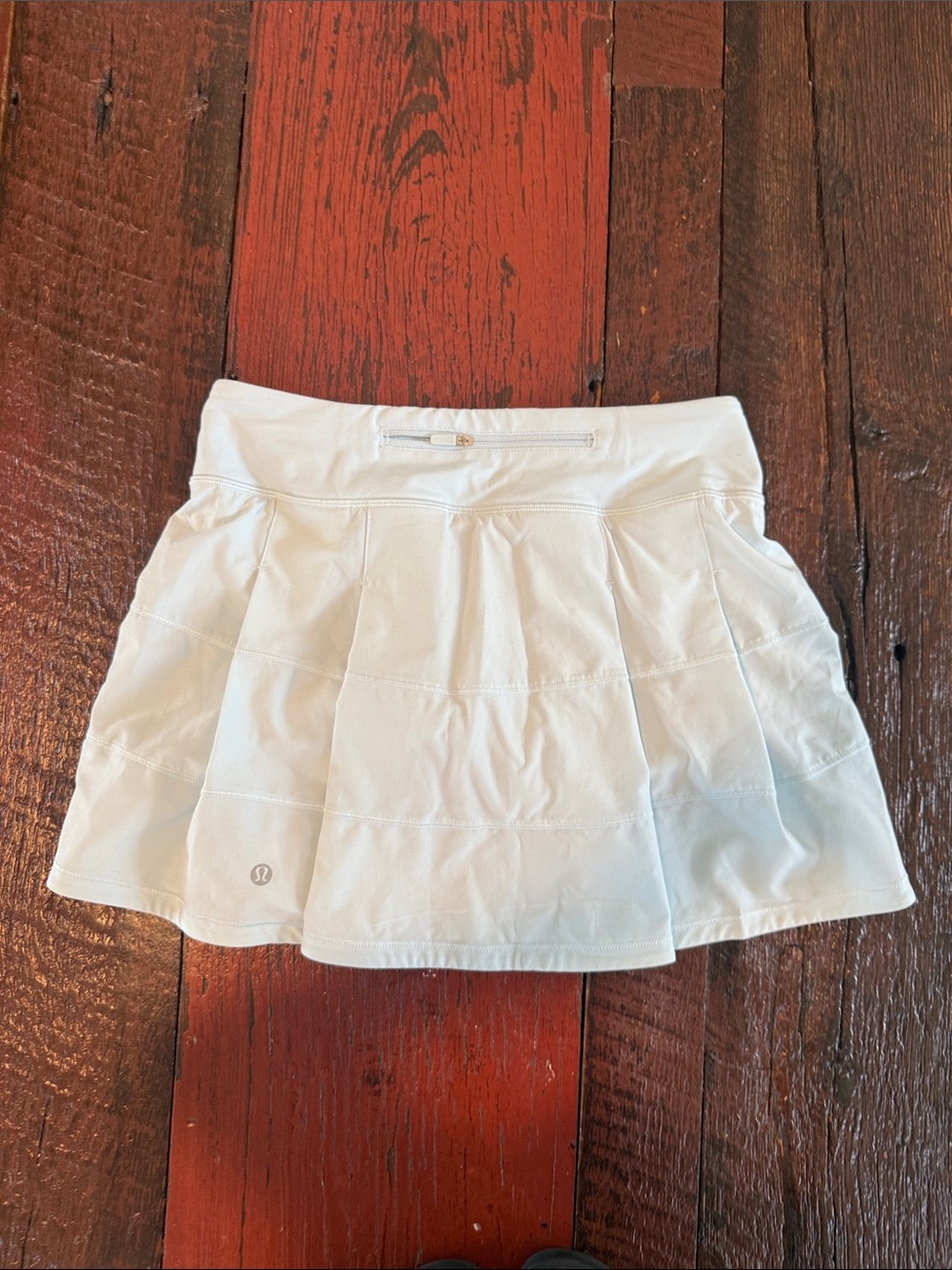 Lululemon Sz 4 Light Blue Athletic Skort. Excellent condition - Picture 3 of 7